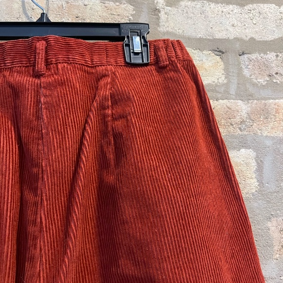 Chic & Unique Wide-Leg Corduroy Pants - Bryn Connelly (Size 8) - Picture 5 of 5